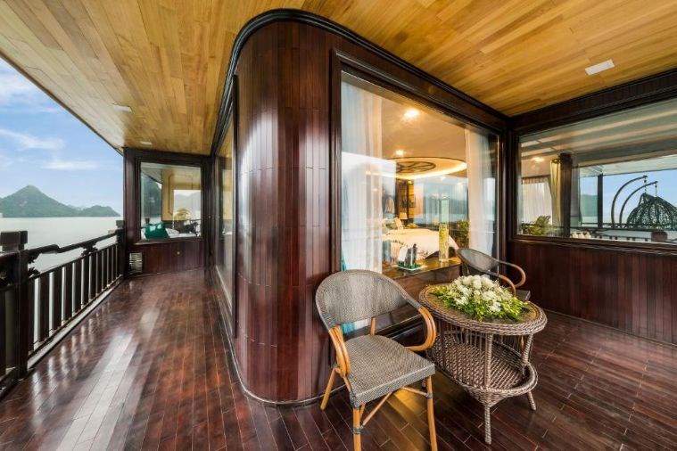 Suite Regent Với Sân Hiên  - 3 Ngày 2 Đêm